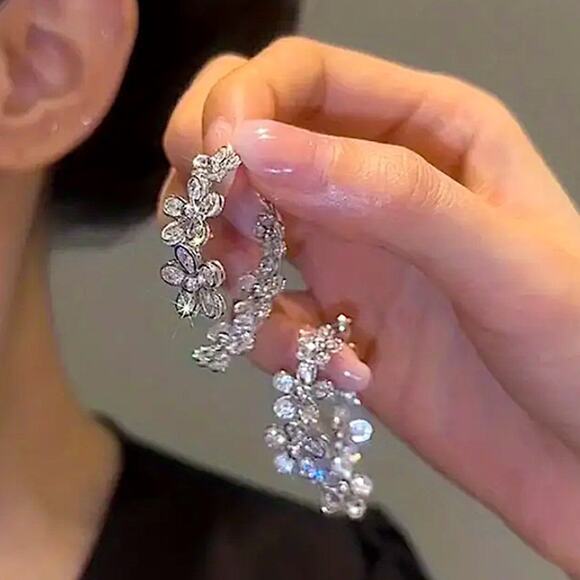 Double Edge Side Zircon Earrings, Four leaf Dangle Wedding Anniversary Bridal - Picture 3 of 4